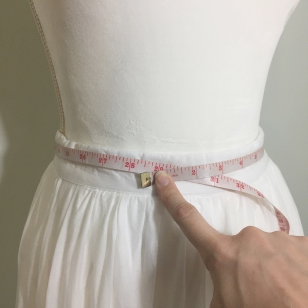 NWOT GAP Chase White Eyelet Pleated Midi Skirt New - Picture 6 of 8